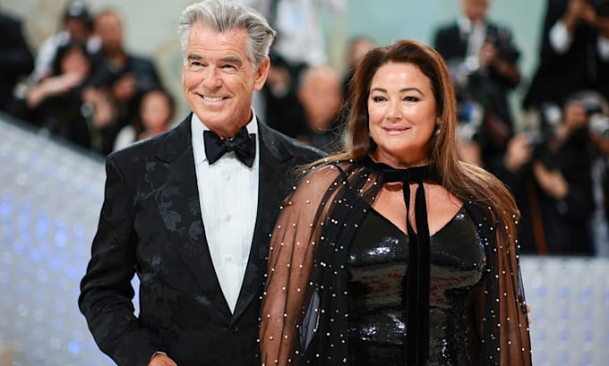 Pierce Brosnan Keely Shaye Smith